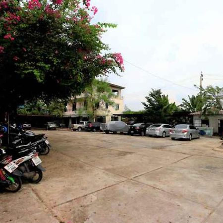 Platinum Place Banguecoque Exterior foto